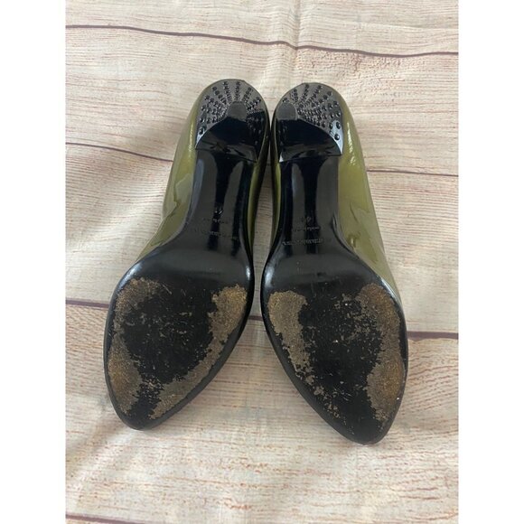 Burberry Women's Dark Nickel Patent Raised Dot Pumps - 41 (US 11) - Picture 8 of 13